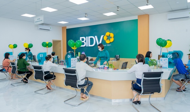 Nhiều chi nhánh của BIDV tại Đà Nẵng mở cửa đến 16:30