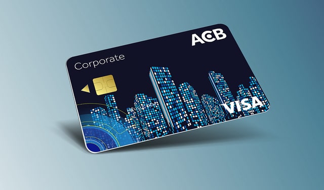 Rút tiền mặt với thẻ tín dụng của ACB có cả ưu và nhược điểm
